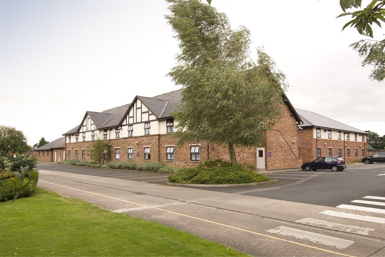Premier Inn Solihull Exterior foto